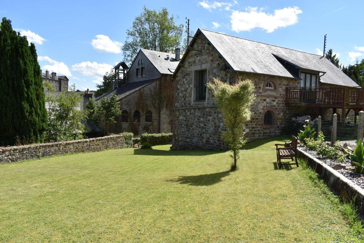 Gites In Le Neufbourg -Mortain Εξωτερικό φωτογραφία