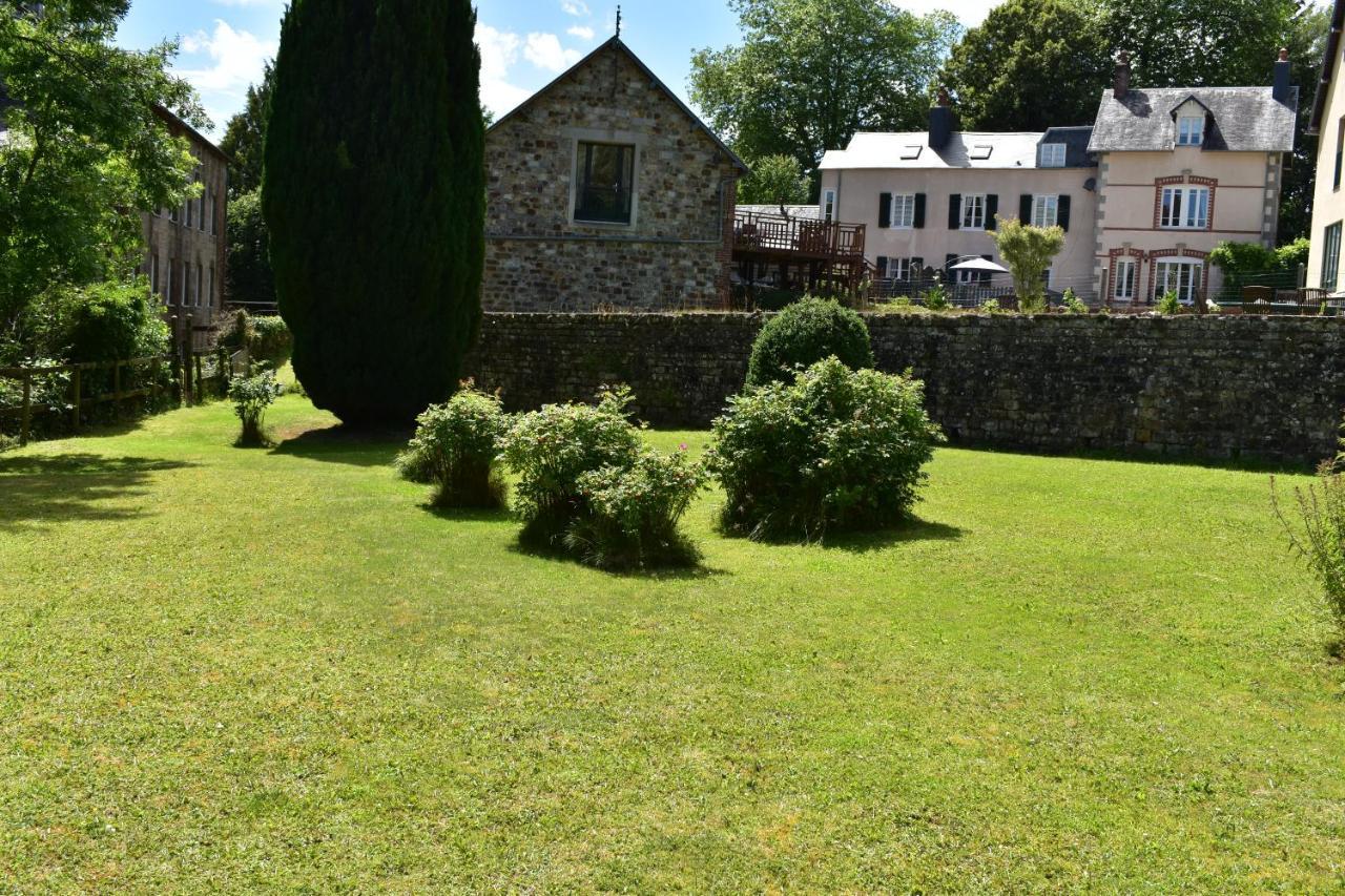 Gites In Le Neufbourg -Mortain Εξωτερικό φωτογραφία