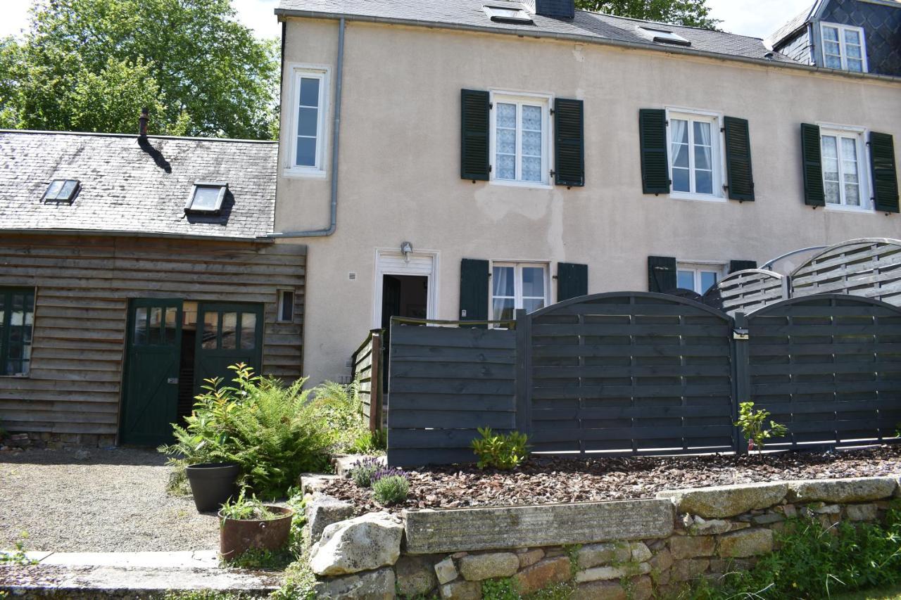 Gites In Le Neufbourg -Mortain Εξωτερικό φωτογραφία